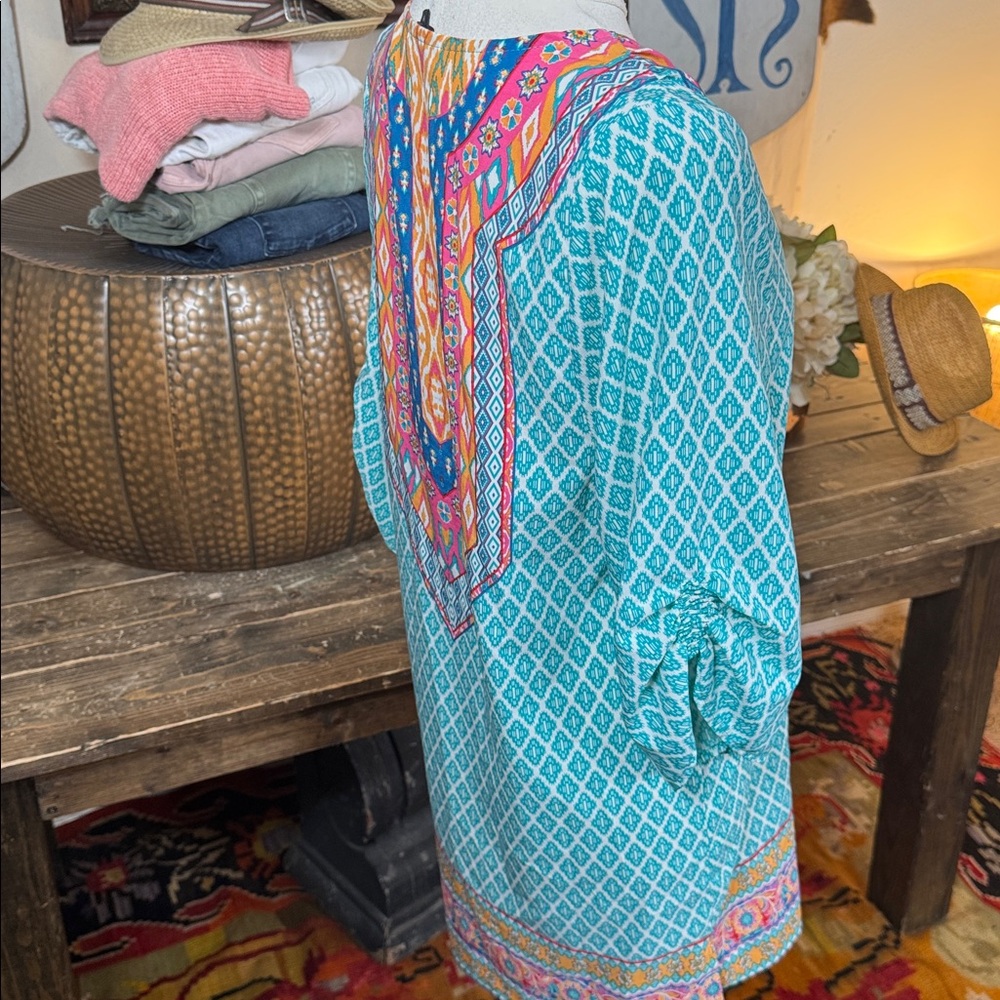 Colorful Geometric Pattern Tunic - Picture 4 of 5